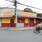 César Cutuan Muñoz, de 34 años, fue asesinado la tarde del sábado en el interior de su asadero de pollos, el cual funcionaba desde hace dos años.