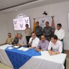 Cristo de Consuelo: El ministro indica que el atentado estaba dirigido a alias 'Cucaracha'.