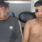 Los lugareños de la parroquia Paraíso La 14 estaban enardecidos y quemaron la moto donde se movilizaban los sujetos.