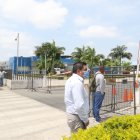 El cadáver de la mujer fue trasladado al Laboratorio de Criminalística y Ciencias Forenses.