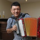 Lizandro El Chane Meza, es el mayor de los siete hijos de Lizandro Meza