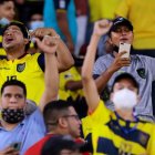 Los hinchas estarían gastando entre 8.000 y 20.000 dólares por ver jugar a la Tri.