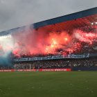 El encender bengalas y utilizar bombas de humo en los graderíos tiene una sanción económica, según el artículo 39 del reglamento de LigaPro.