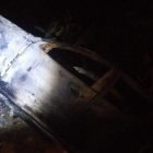 La camioneta fue interceptada y prendida en fuego.