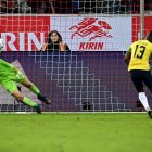 Enner Valencia erró un penal sobre el final del encuentro que pudo darle la victoria a la Tri.