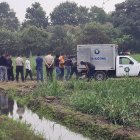 El sitio en el que fueron asesinados es un camino de segundo orden, botado.
