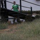 En medio de los arbustos del área posterior del hospital (cerca de los contenedores de basura) se escondió Tigretón.