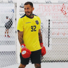 Chito Vera lleva el número 92 que hace referencia al año en que nació.