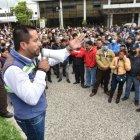 Conductores hacen plantón por irregularidades en proceso de matriculación vehicular