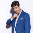 Danilo Xavier Carrera Huerta, más conocido como Danilo Carrera, es un actor, presentador, modelo y futbolista ecuatoriano.​