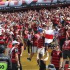 Una marea rojinegra toma Guayaquil, con gran mayoría de hinchas de Flamengo.