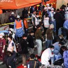 Una estampida durante las celebraciones de Halloween en el centro de Seúl ha dejado al menos 120 muertos y 100 heridos.