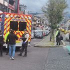 Los paramédicos llegaron al sitio, pero solo se confirmó la muerte del delincuente.