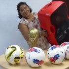 Sin ‘paro’ alguno, Inés Vera agarró su premio y se lo llevó para el suburbio de Guayaquil, donde vive.