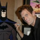 En un comunicado, la compañía propietaria del personaje del hombre murciélago, dijo que Conroy murió el jueves tras una corta batalla contra el cáncer.