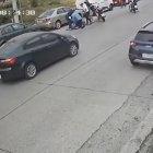 El hombre fue golpeado en una vía del norte de Guayaquil.