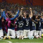 Jugadores de Ecuador celebran el gol de Enner Valencia durante el duelo que se dio ante Países Bajos.