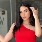 Renata Salem trabajó como modelo en el extranjero