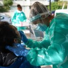 Confirman que los anticuerpos se mantienen 17 meses después de sufrir covid