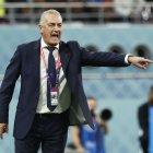 Alfaro deja en el aire su futuro al frente de Ecuador