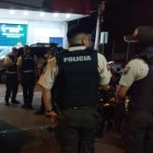 El hecho violento sucedió frente a la Gobernación de la provincia.