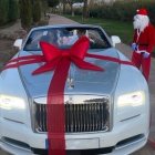Cristiano Ronaldo recibe semejante regalazo por Navidad: un Rolls Royce