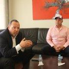 Fernando Tapias, experto colombiano en seguridad, junto al candidato Galo Lara en EXTRA.