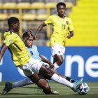 Ecuador y Uruguay igualan 1-1 en el estadio Metropolitano de Techo.