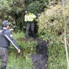 Policías buscaron nuevamente en el Parque Metropolitano del Sur los restos del joven desmembrado.