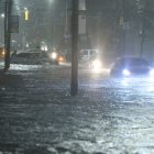 Las calles quedaron inundadas tras el aguacero.