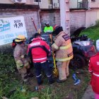 Las victimas, identificadas como Marcos Macias Montero, de 46 años y Joselyn Uve Vera, de 35, al parecer, salían de una vivienda de este sector, minutos antes de estrellarse.