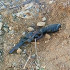 El arma quedó tirada cerca de la zona donde ocurrió el hecho.