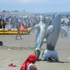 Los turistas  solamente han disfrutado de la belleza del mar, pero sin otras opciones.