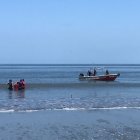 Un fuerte oleaje arrastró a Josué Andrés.