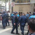 Dos personas resultaron heridas en el altercado.