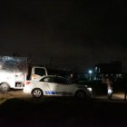 Los policías se demoraron tres horas en levantar evidencias y hablar con testigos.