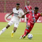 El Nacional empató en  casa con el DIM en el juego de ida. Buscará lograr la clasificación en Colombia.