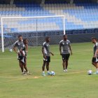Entrenamiento de Emelec en el estadio Capwell