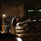 Delincuentes balearon el vehículo donde se transportaba.