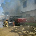 Después del ataque, el vehículo fue incinerado-