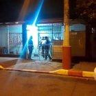 La víctima recibió ocho disparos. Al parecer el occiso se habría negado pagar a extorsionadores por lo que fue asesinado.