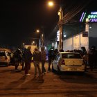 Criminales entraron a un cabaret y dispararon a clientes y trabajadores. Al salir también se ensañaron con gente de la vía pública.