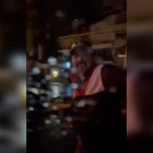 Los mismos sujetos que cometieron la agresión a un guardia en el edificio Metroplaza intimidaron a una pareja.