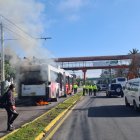 El percance con el trolebús se suscitó cerca de la intersección de las avenidas República y 10 de Agosto.