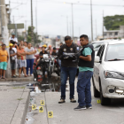 Los sicarios les propinaron seis disparos a las víctimas, en la Floresta 1.