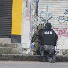 La desactivación de los artefactos explosivos duró entre 45 minutos y una hora.