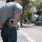 Los ciudadanos podrán adquirir un arma para defenderse, aunque bajo ciertos parámetros.