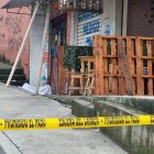 El cuerpo de Mario Rodolfo Chávez Bravo quedó sobre la vereda.