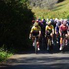 La Locomotora del Carchi (i) cedió posiciones en la clasificación general y ahora ocupa el lugar 36.