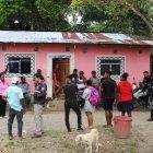 Peritos buscan más indicios del triple asesinato de las jóvenes.